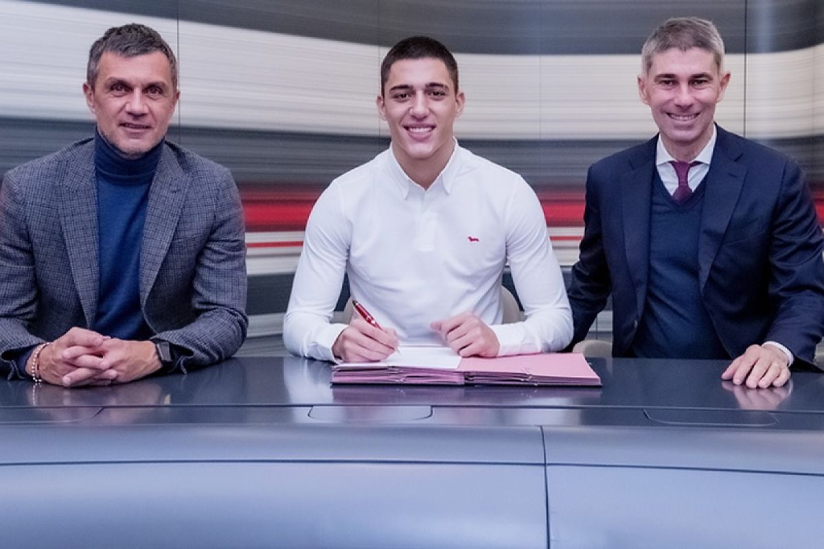 AC Milan resmi daratkan pemain muda Serbia Marko Lazetic