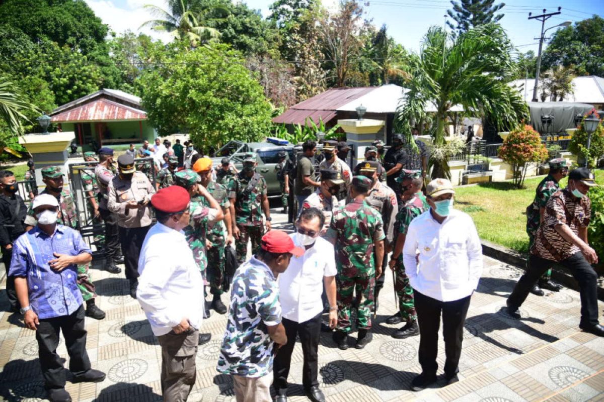 Forkopimda Maluku Kunjungi Kariuw mediasi perdamaian, hidup orang basudara jangan slogan