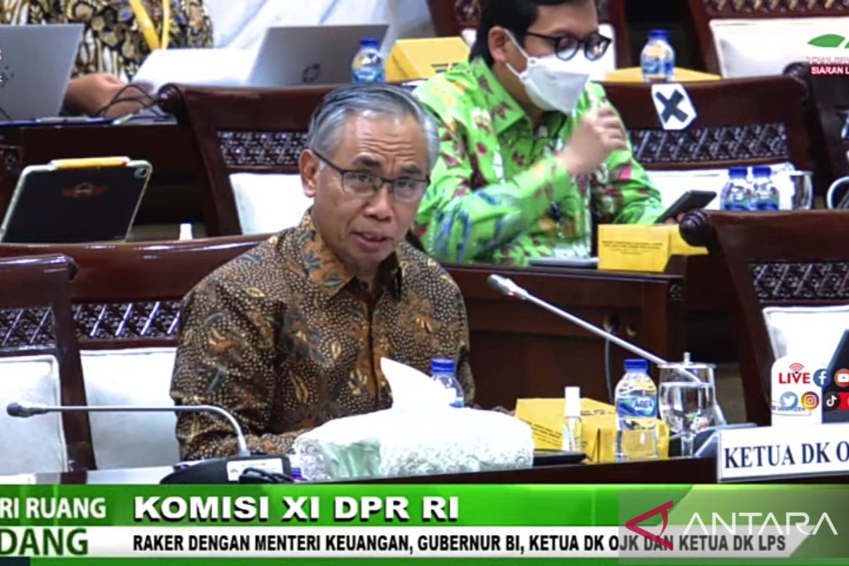 OJK: Piutang pembiayaan multifinance terkontraksi 1,5 persen