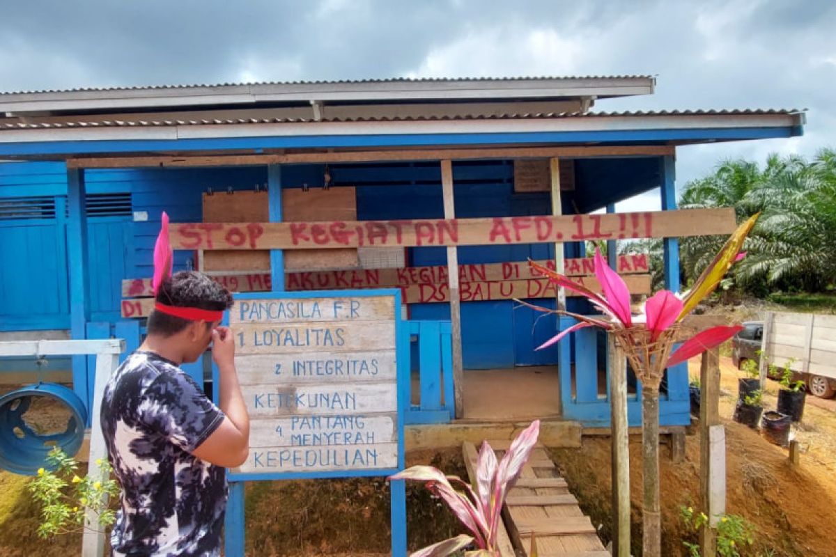 PT SMP diportal masyarakat adat Desa Batu Daya