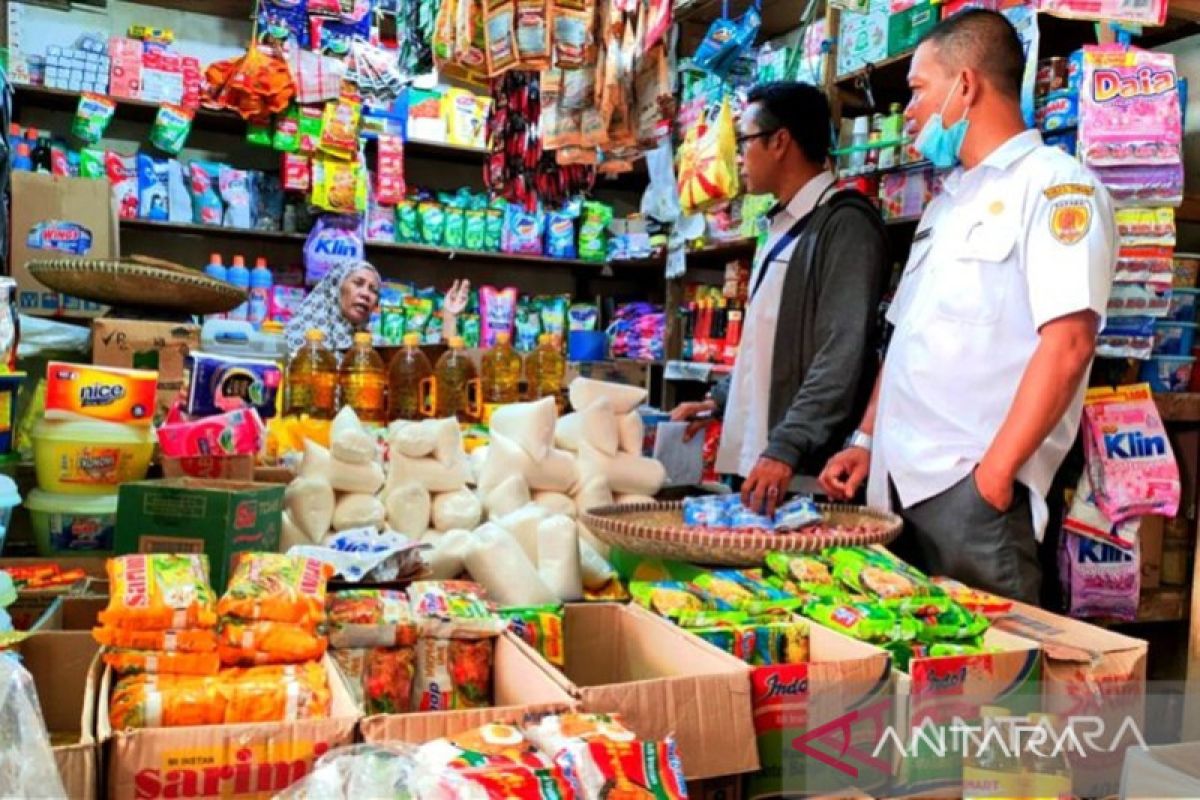 Pedagang Pasar Barabai keluhkan sepi pembeli akibat jualan online
