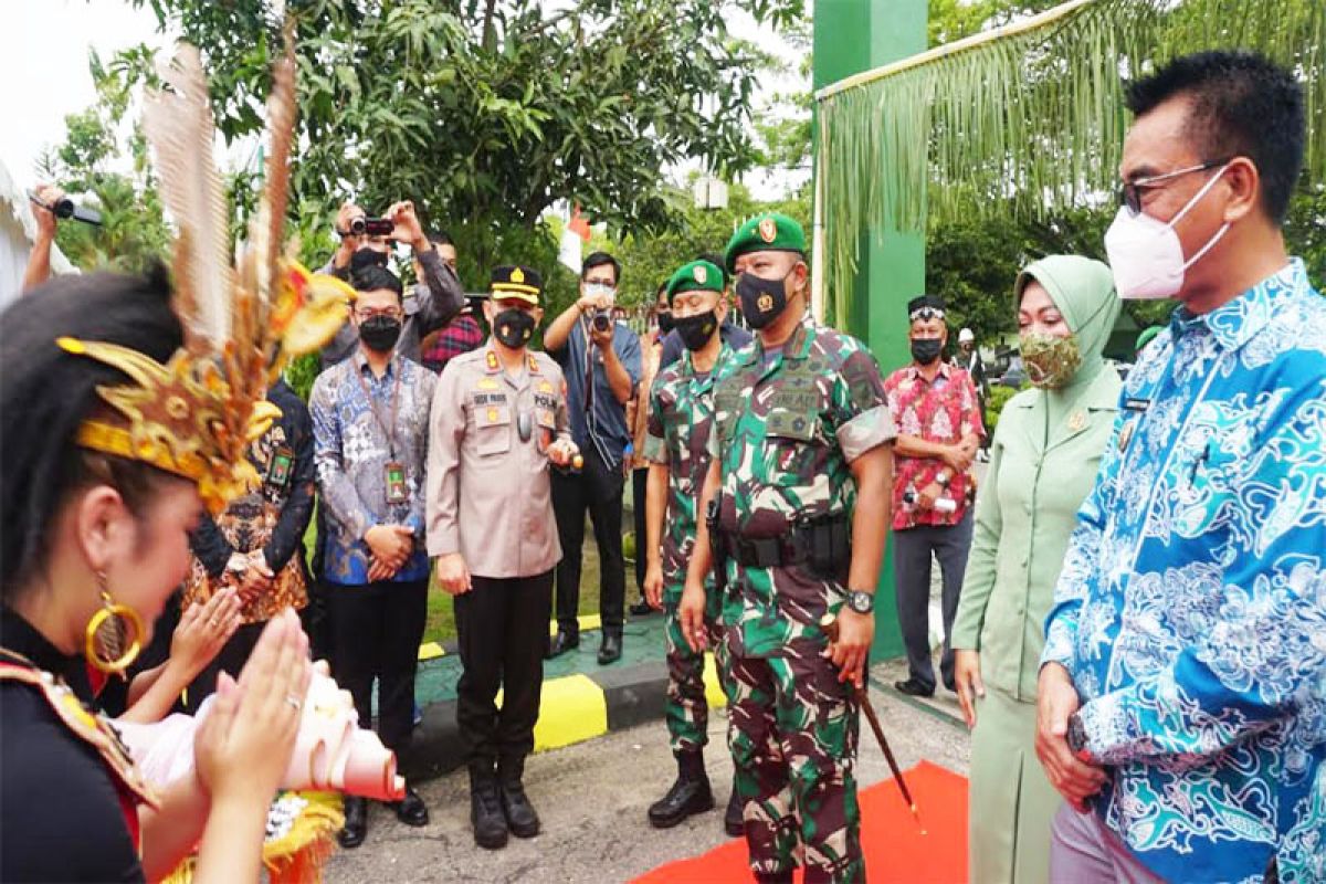 Danrem 102 Panju Panjung  kunjungi Barito Utara