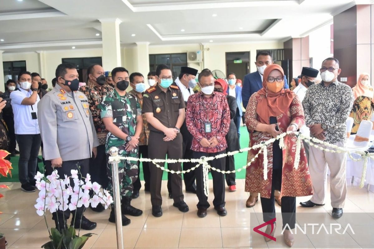 Bupati Bogor resmikan tiga ruang sidang baru dan rumah dinas di PN Cibinong
