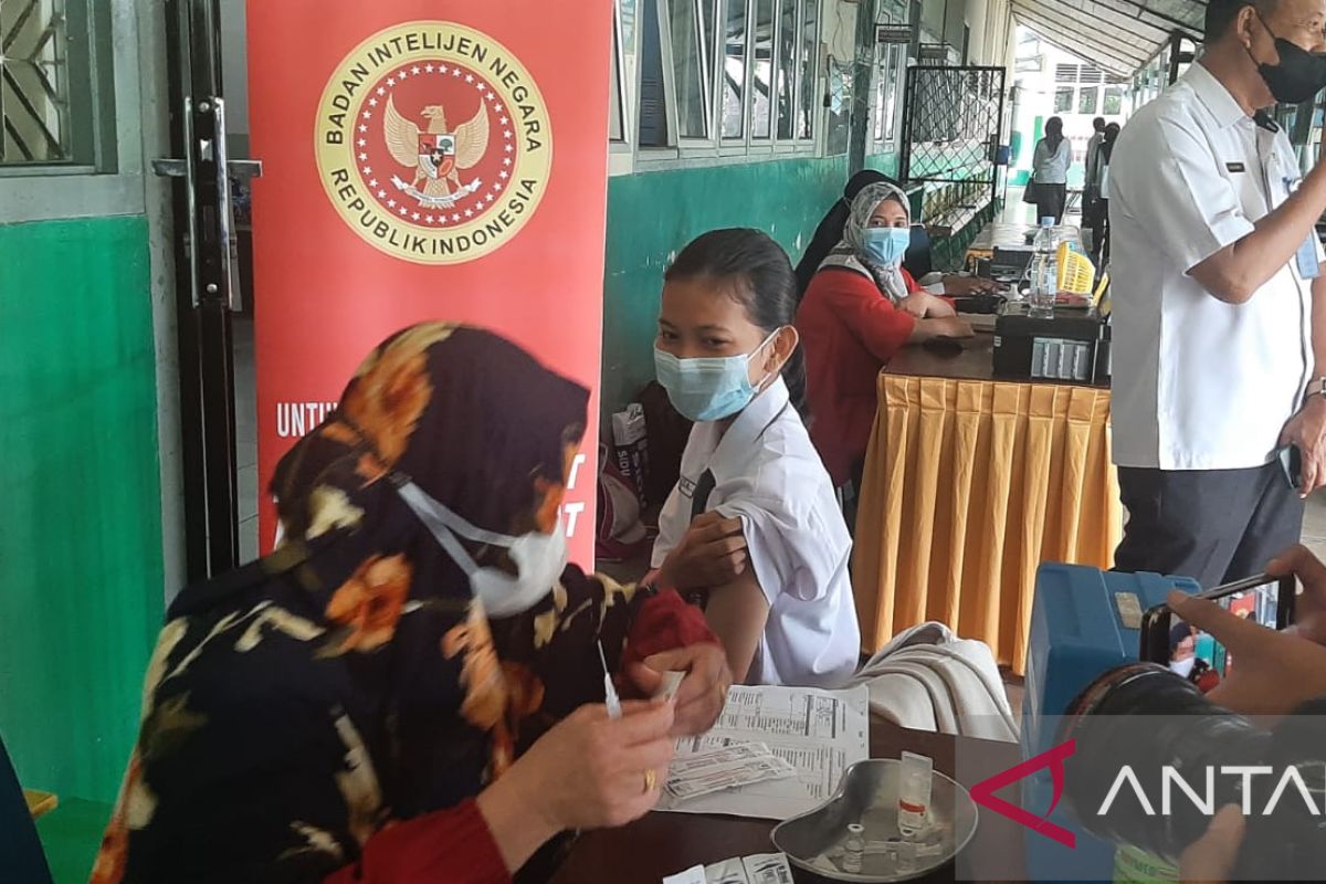 Satgas: vaksinasi harian di Bangka bertambah 1.356 orang
