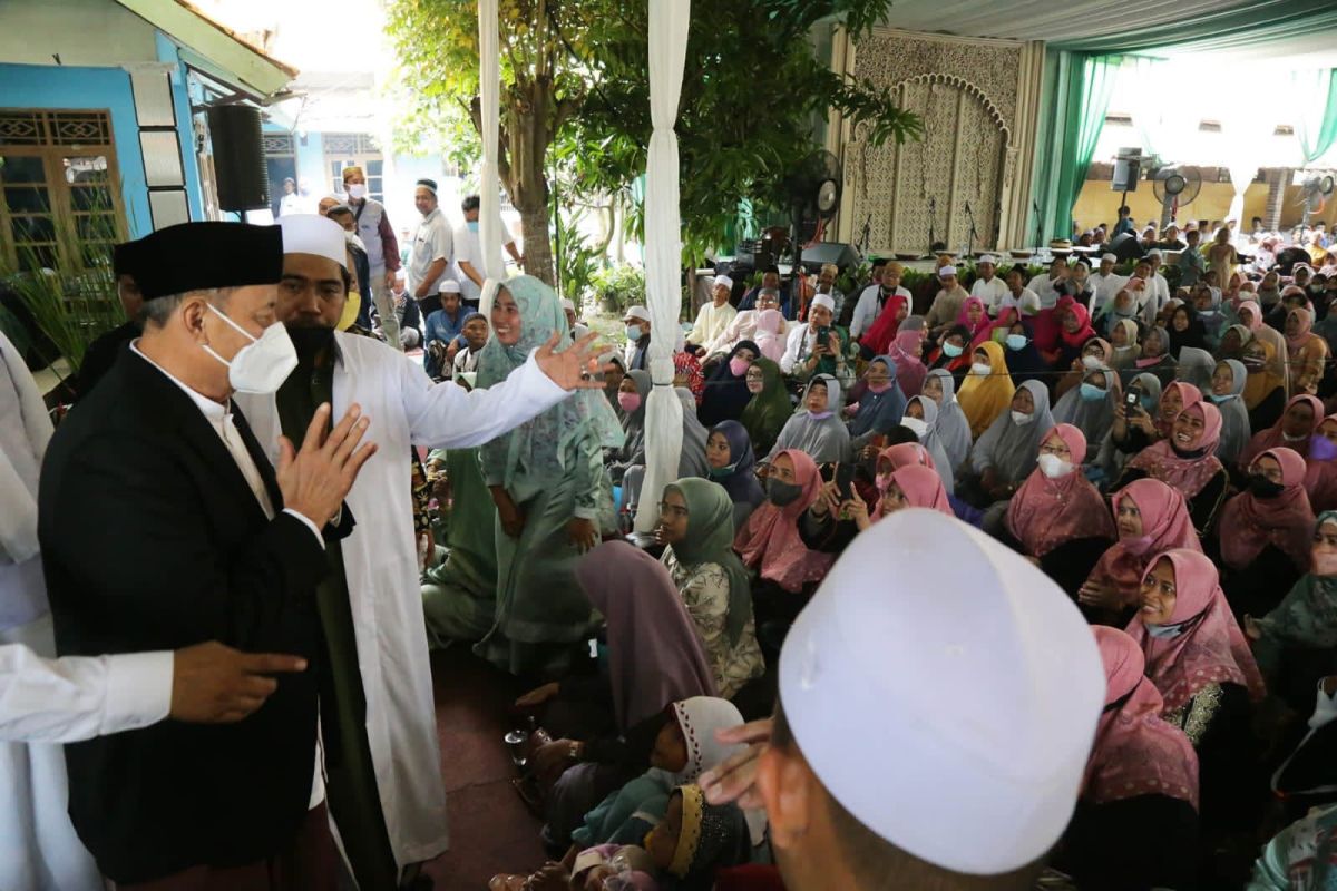 Gubernur Banten Wahidin Halim ingatkan warga waspada COViD-19 varian omicron