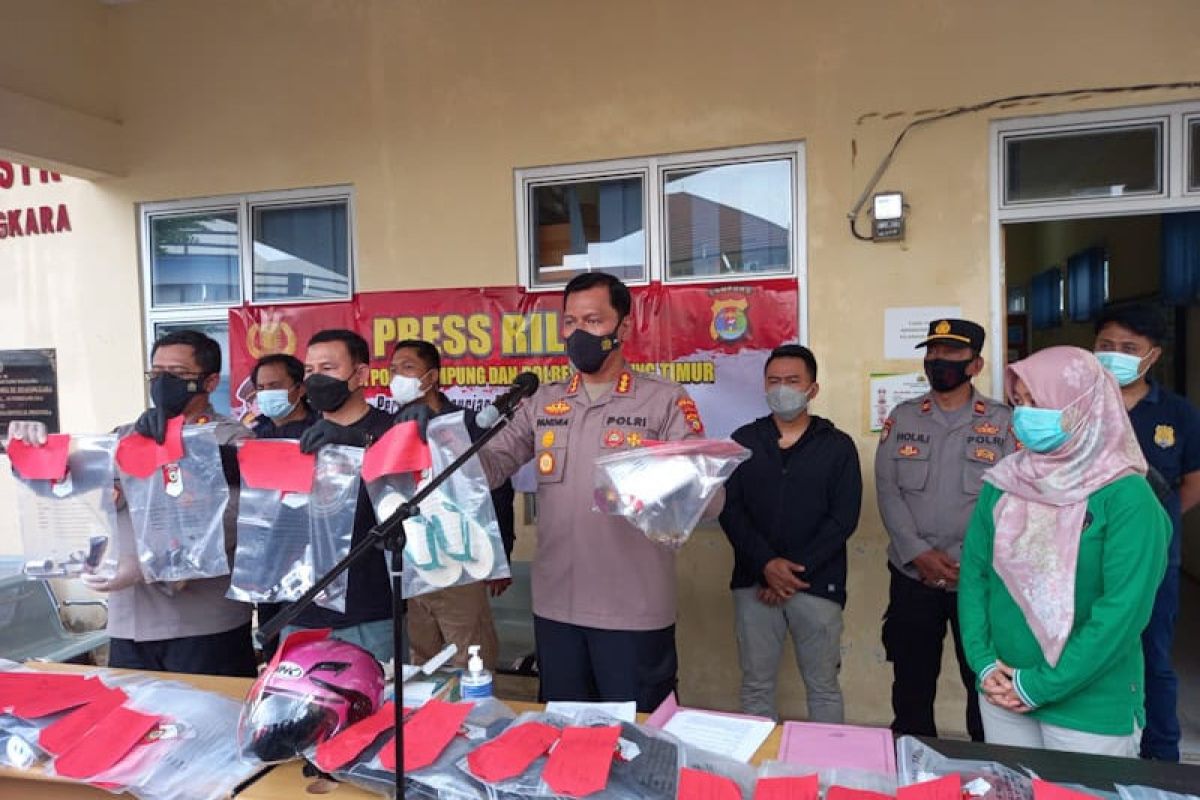 Sandal dan helm jadi petunjuk penangkapan pelaku perampokan BRI Link Lampung Timur