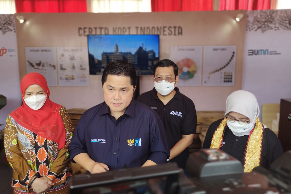 Erick Thohir minta masyarakat tidak panik dengan gelombang ketiga COVID