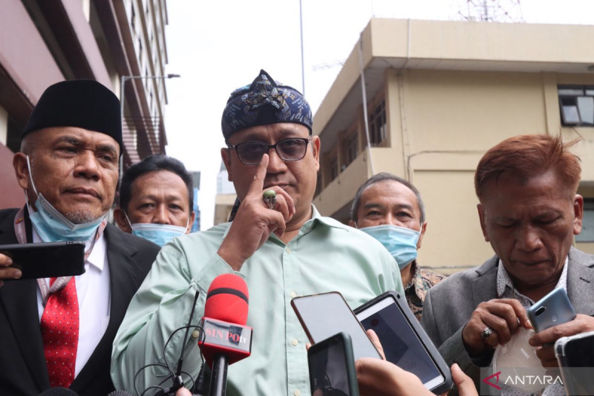 Kemarin, Polri tahan Edy Mulyadi hingga Yahya Waloni bebas