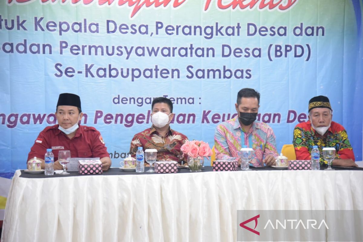 Bupati Sambas : Kades hati-hati kelola keuangan desa