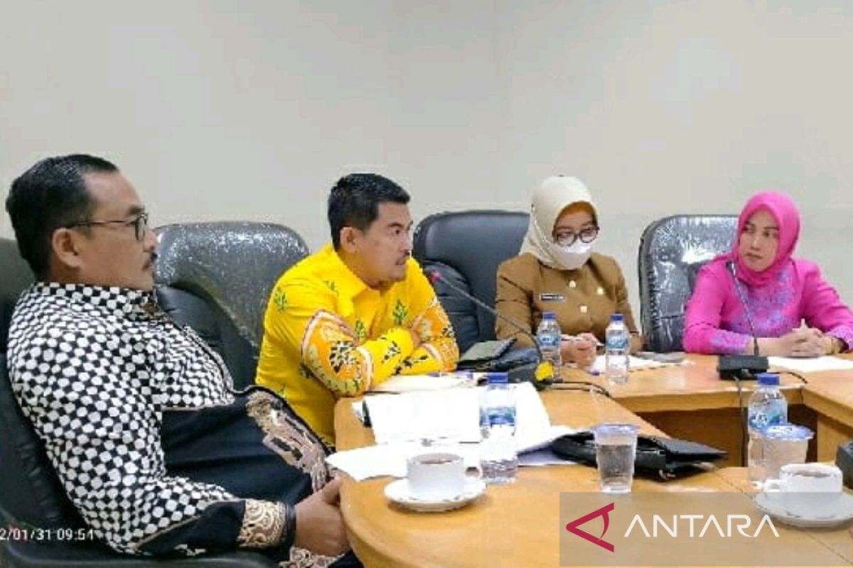 Bapemperda DPRD Kampar minta Perda Retribusi PBG disahkan