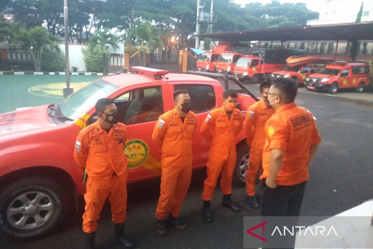 Tim SAR cari dua pendaki hilang di Gunung Malabar Kabupaten Bandung