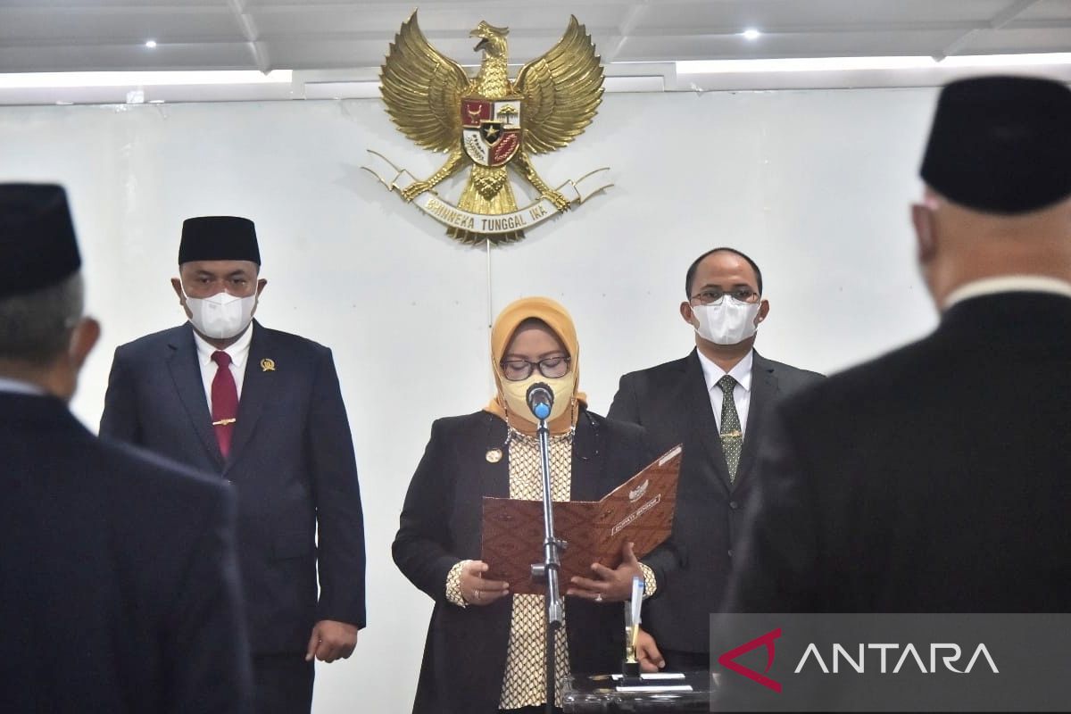 Bupati Bogor melantik Kepala Inspektorat dan Sekretaris DPRD