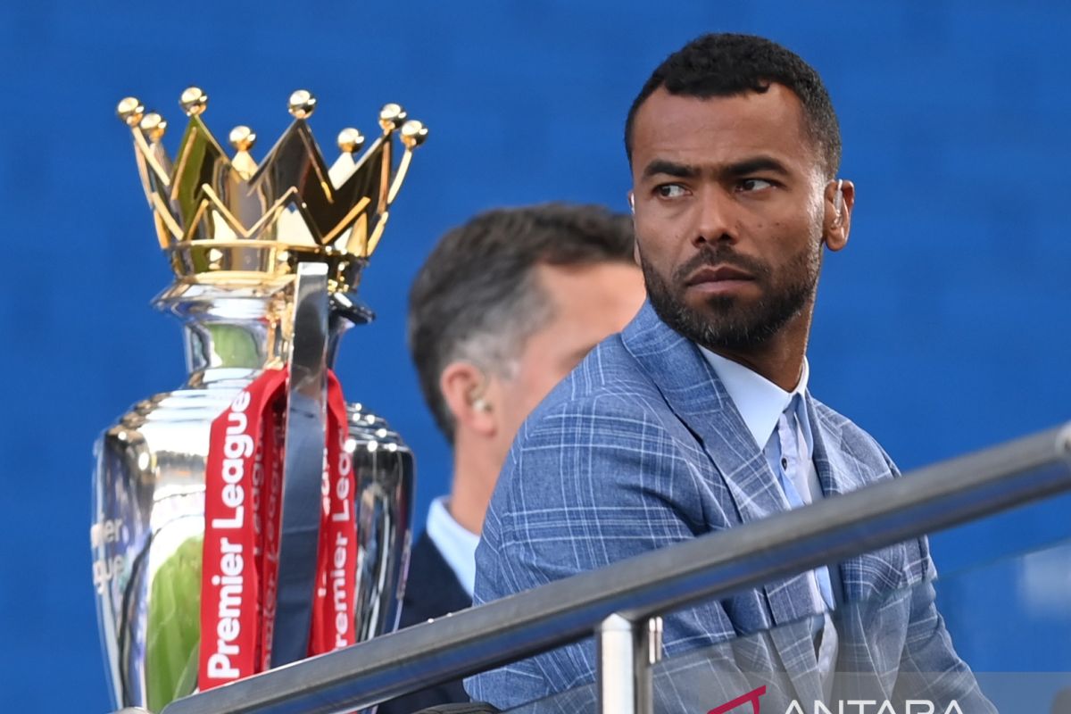 Ashley Cole Susul Lampard ke Everton sebagai asisten pelatih