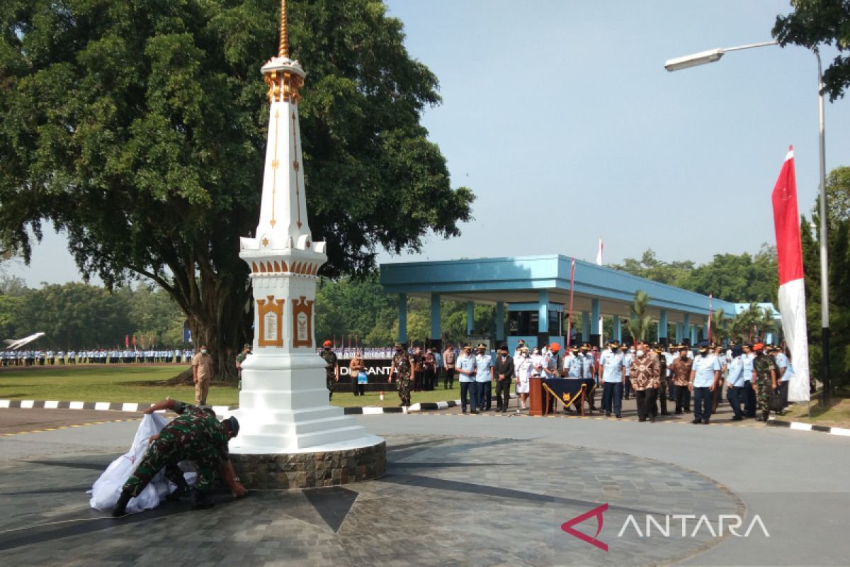 Kasau meresmikan Tugu Pal Putih dibangun di Kesatrian AAU Yogyakarta