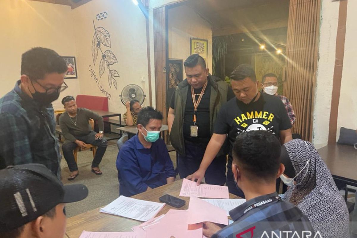 Kejaksaan tangkap pengacara mantan K etua KPUD  Tanjung Jabung Timur