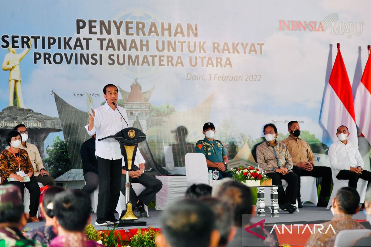 Presiden Jokowi tegaskan pentingnya kepemilikan sertifikat tanah bagi rakyat