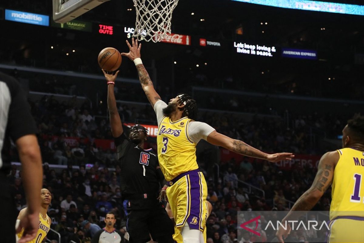Reggie Jackson antar Clippers menangi duel Los Angeles kontra Lakers