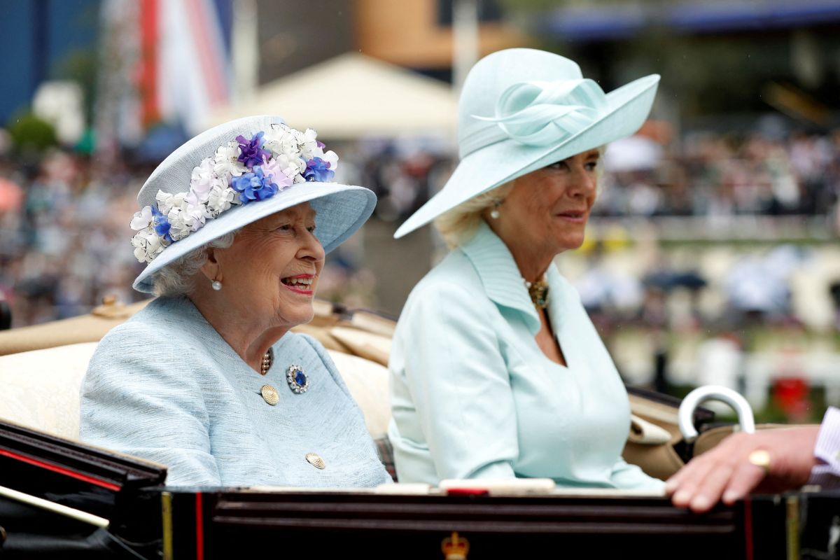 Ratu Elizabeth inginkan Camilla jadi permaisuri saat Charles jadi raja
