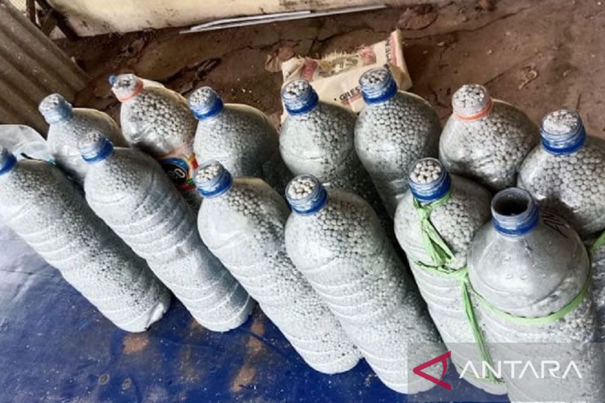 Polres Sumenep menangkap nelayan yang gunakan bahan peledak