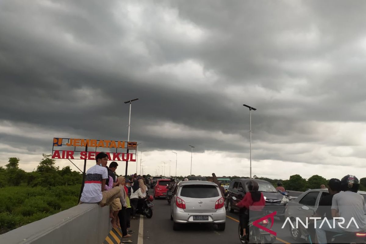 BMKG ingatkan potensi hujan disertai angin kencang wilayah Bengkulu