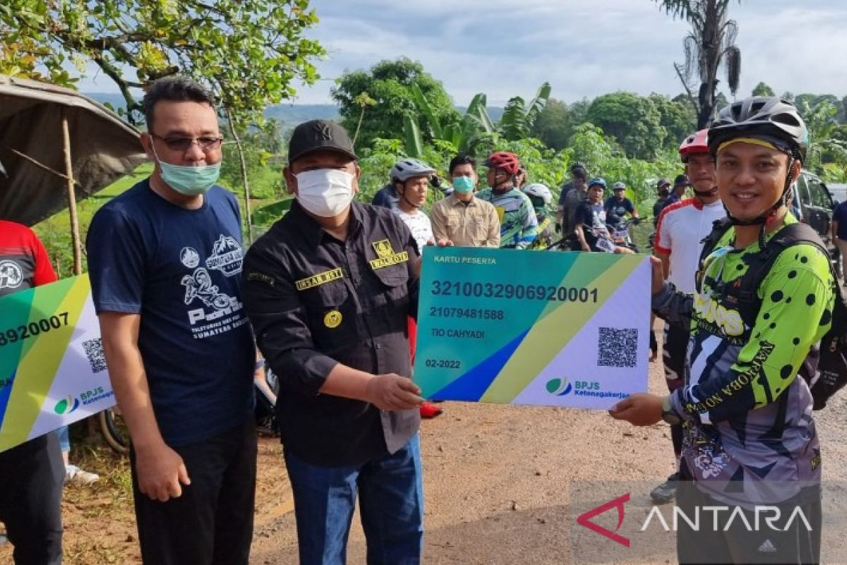 Peserta Sumatera Enduro Series Padangsidimpuan telah dilindungi program BP Jamsostek