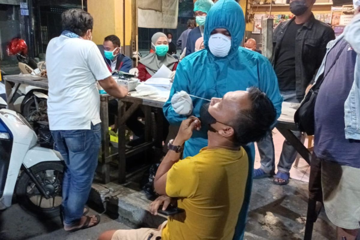 Pemkot Surabaya gelar operasi prokes serentak di 31 kecamatan