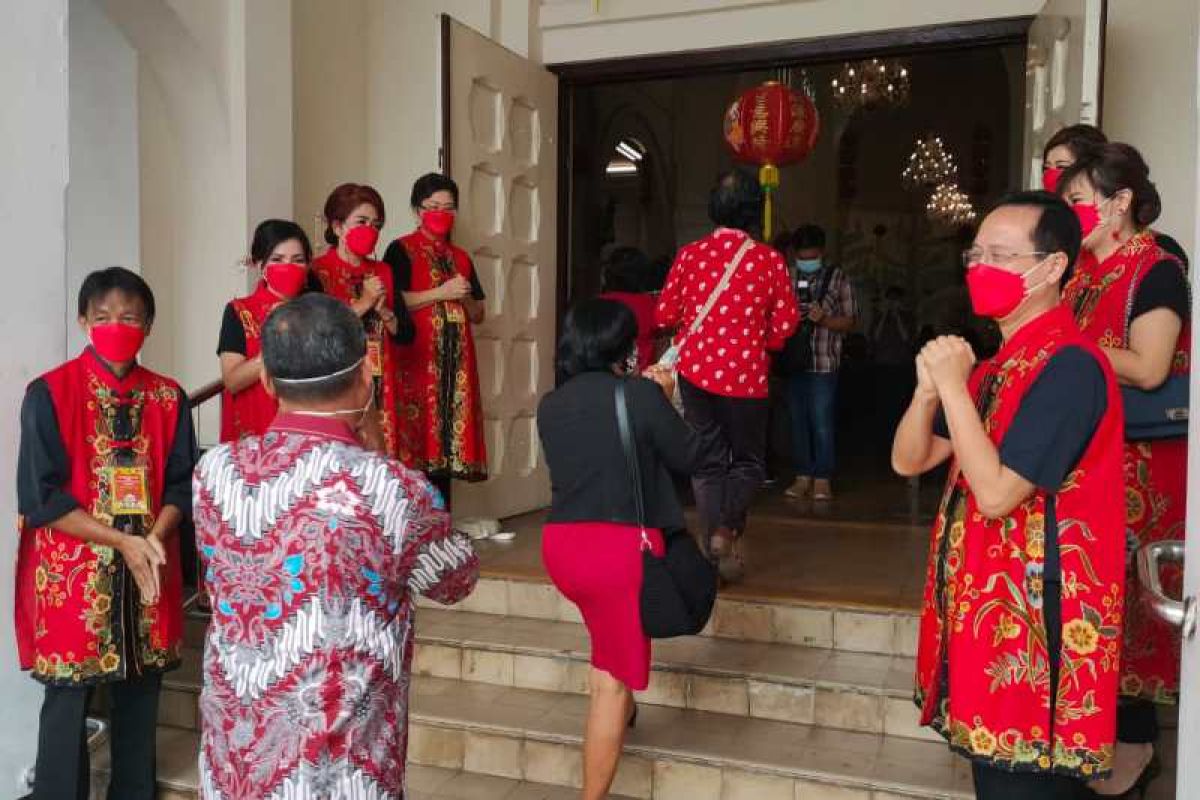 Wujud toleransi, Gereja Katolik Santo Antonius Magelang gelar misa Imlek