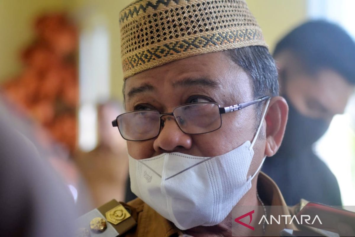 Bupati Gorontalo Utara minta warga disiplin prokes