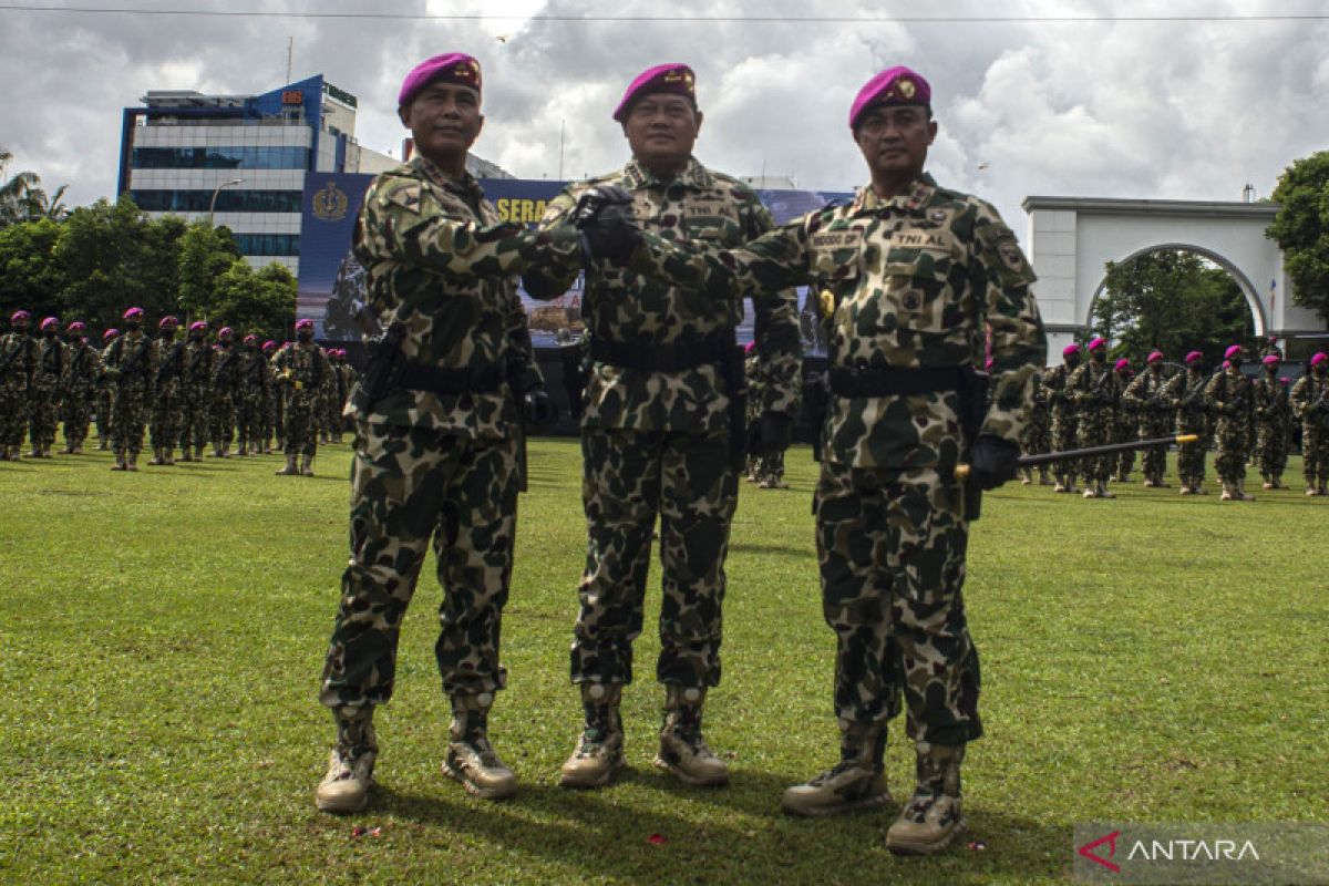 Kasal ingatkan Korps Marinir harus selalu siap siaga saat sertijab Dankormar