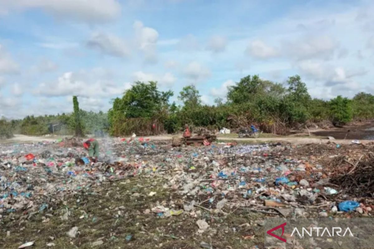 Warga Meranti keluhkan lokasi pengeboran minyak dijadikan TPS, tercium bau busuk