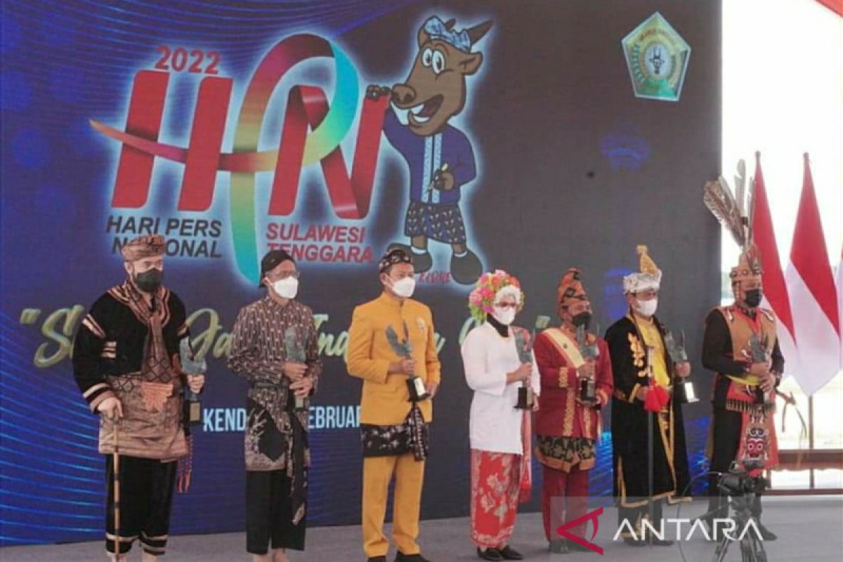 Wako Fadly Amran terima Anugerah Kebudayaan PWI di momentum HPN 2022