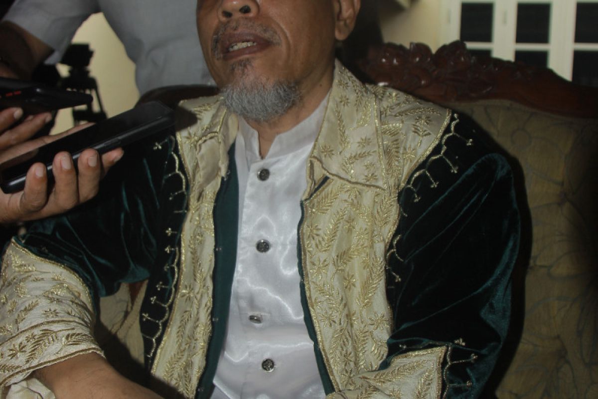 Sultan Ternate menyampaikan pesan ke insan pers di HPN