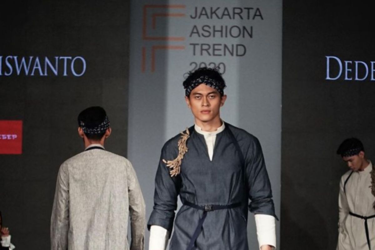Jakarta Fashion Trend 2022 angkat tema sinergi antara 'fashion & art'