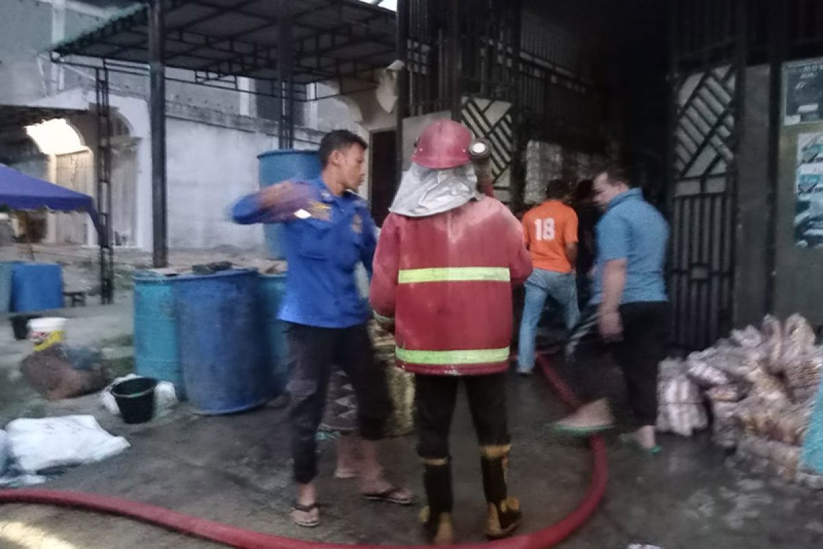 Rumah toko hangus terbakar di Aceh Selatan