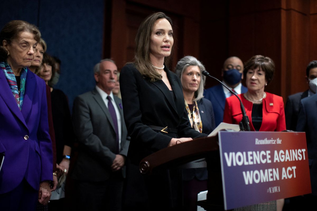 Angelina Jolie dukung UU Anti Kekerasan pada Perempuan