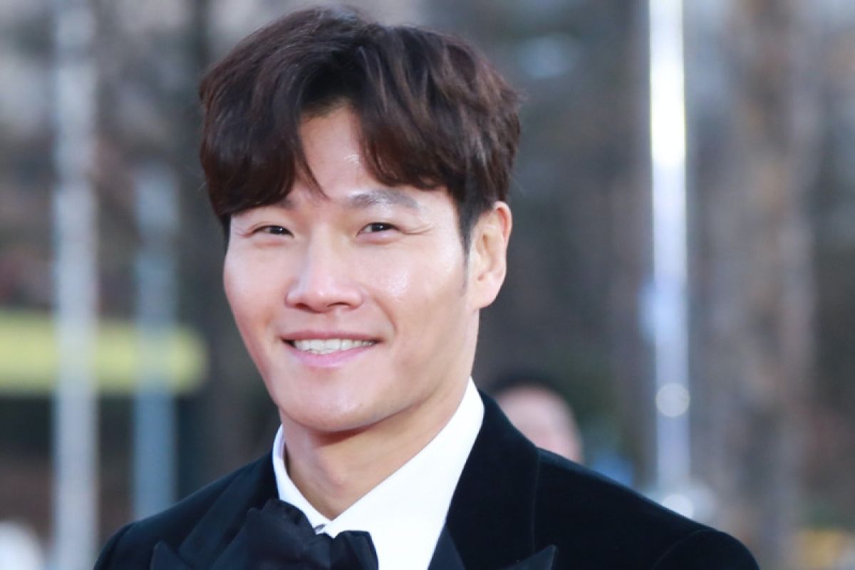 Kim Jong Kook "Running Man" positif COVID-19