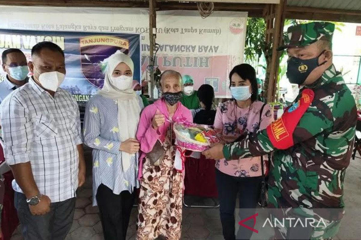 Pemkot Palangka Raya semakin gencarkan vaksinasi COVID-19 ke lansia