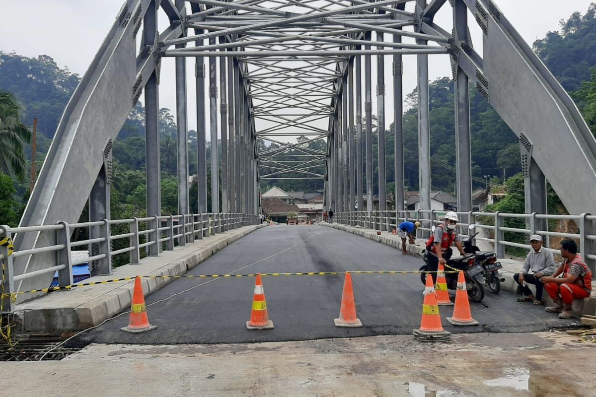 Pemprov Banten selesaikan pembangunan dua jembatan pada akhir Februari 2022