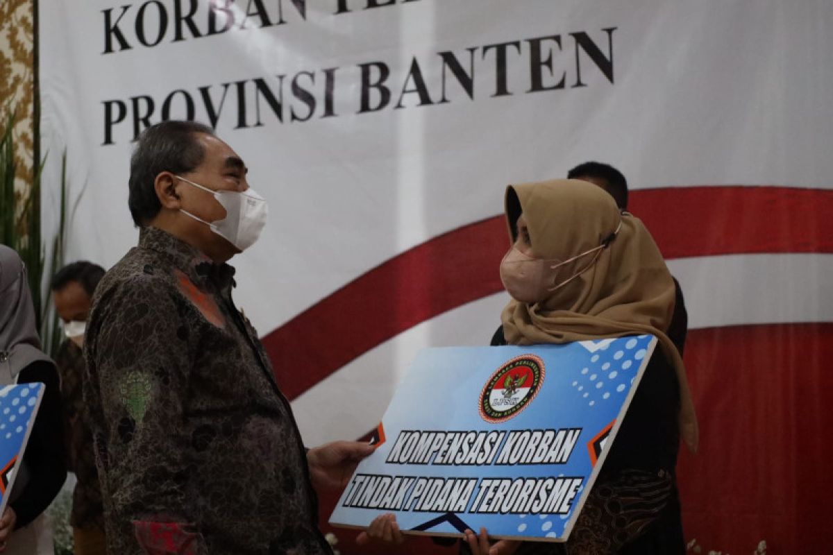 LPSK serahkan kompensasi untuk 9 korban teroris masa lalu warga Banten