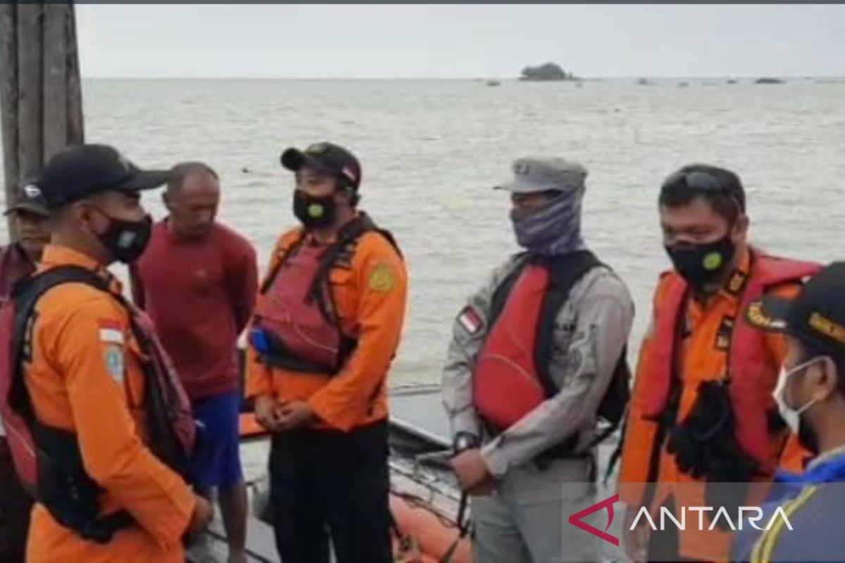 Bakamla evakuasi nelayan yang sempat hilang di Perairan Karimun
