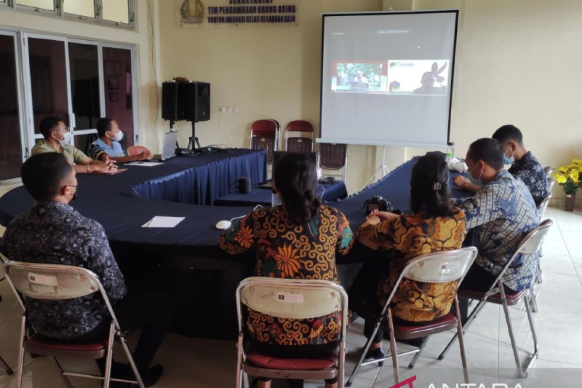 Sekjen Kemenkumham sapa staf terkonfirmasi positif Covid-19