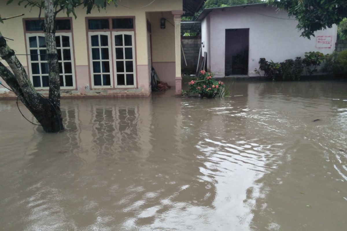 Sejumlah rumah di Praya Lombok Tengah tergenang banjir