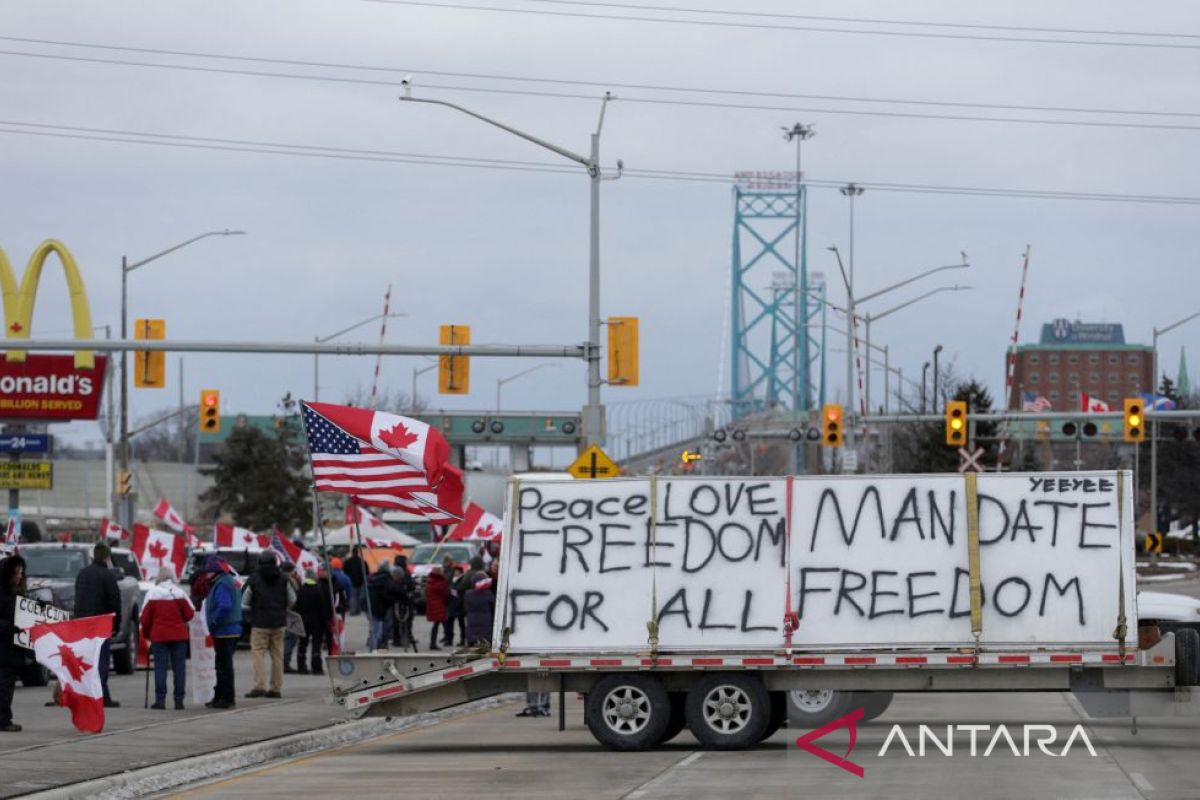 Demonstran Kanada tolak perintah untuk membubarkan diri
