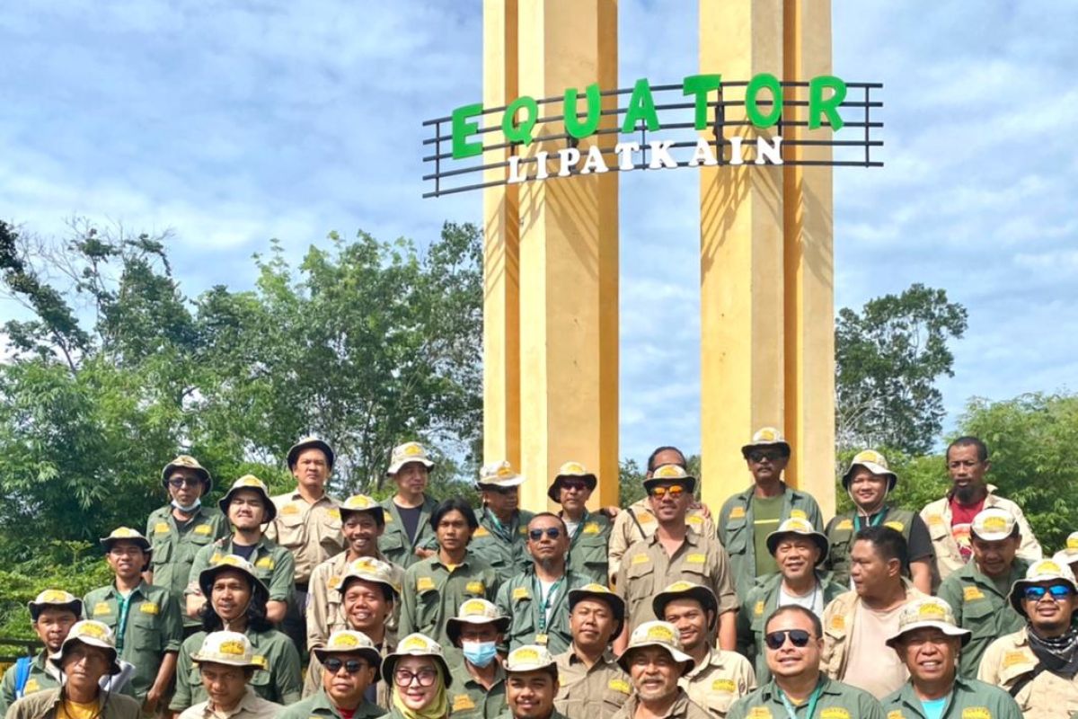 Mengulang sejarah, Sumatra Tribute di Tugu Equator Lipatkain Riau