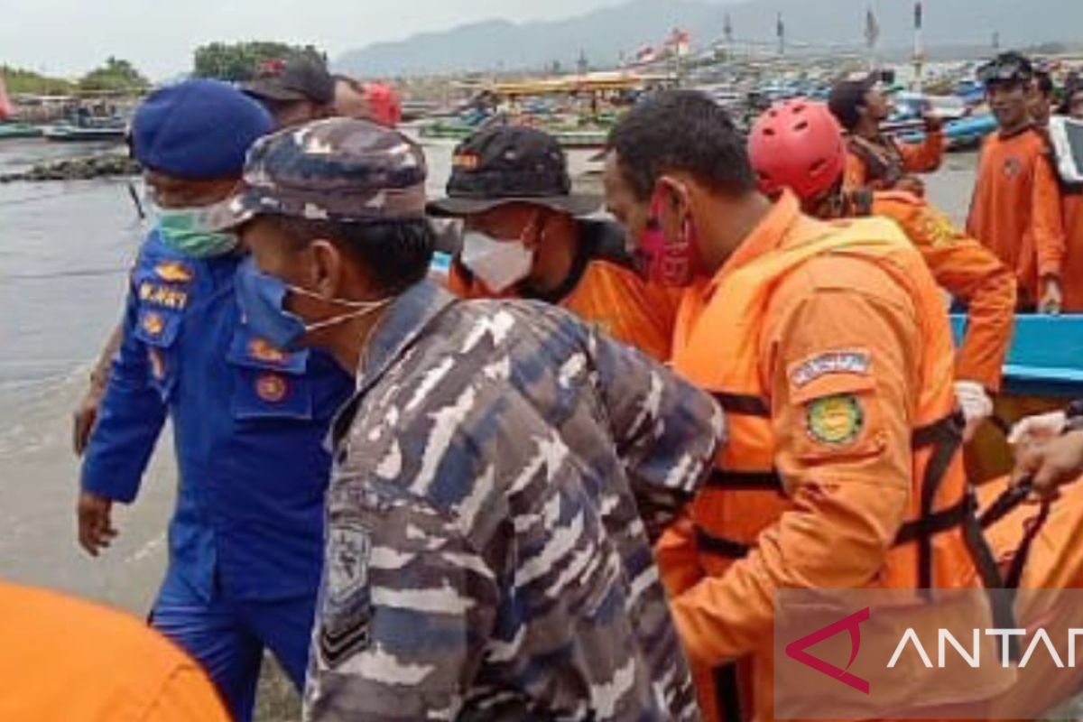 11 korban jiwa saat ritual di Pantai Payangan Jember telah ditemukan