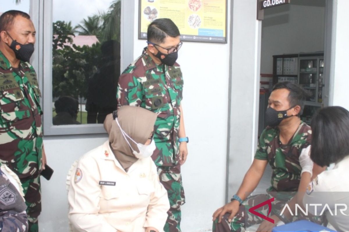 70 prajurit TNI AL Tanjungbalai-Asahan divaksin booster