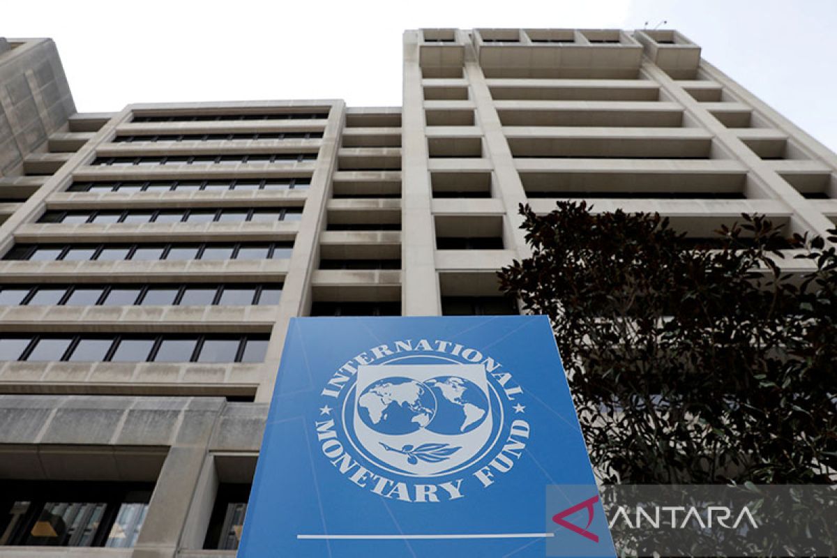 Bank Dunia, IMF pindahkan staf dari Ukraina