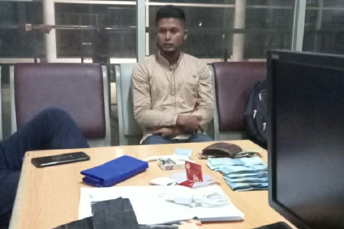 Bawa sabu 1 kg, penumpang Air Asia ditangkap di Bandara Kualanamu