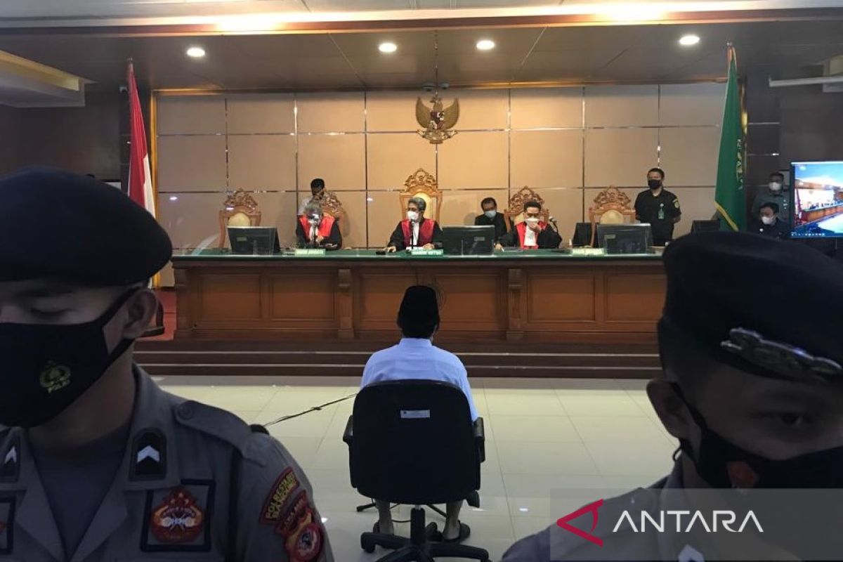 Hakim sebut pesantren Herry Wirawan belum bisa dibubarkan alasan hukum