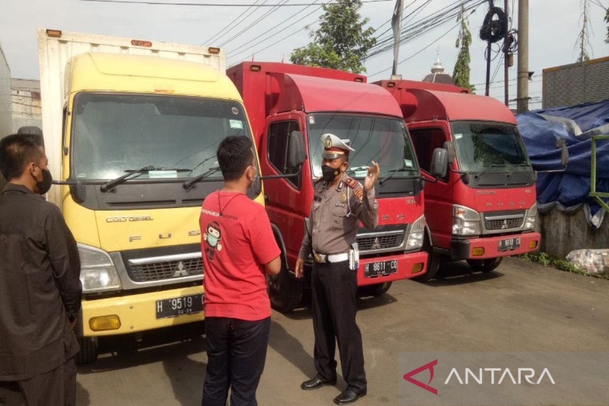 Polres Pekalongan Kota sosialisasikan penindakan truk  bermuatan lebih